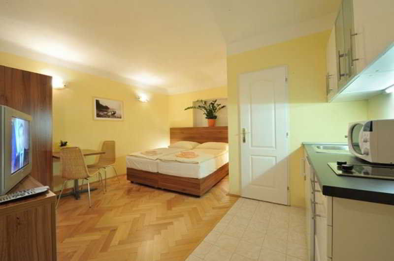 U Zlate Podkovy Appartamento *